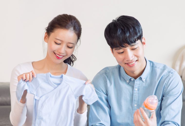 출산을 앞둔 부모
